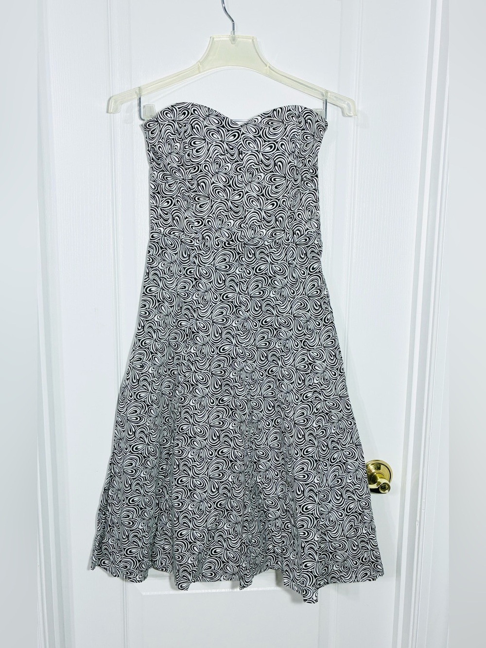 Y2K VTG White House Black Market B&W Swirl Pattern Strapless Fit & Flare Dress 4